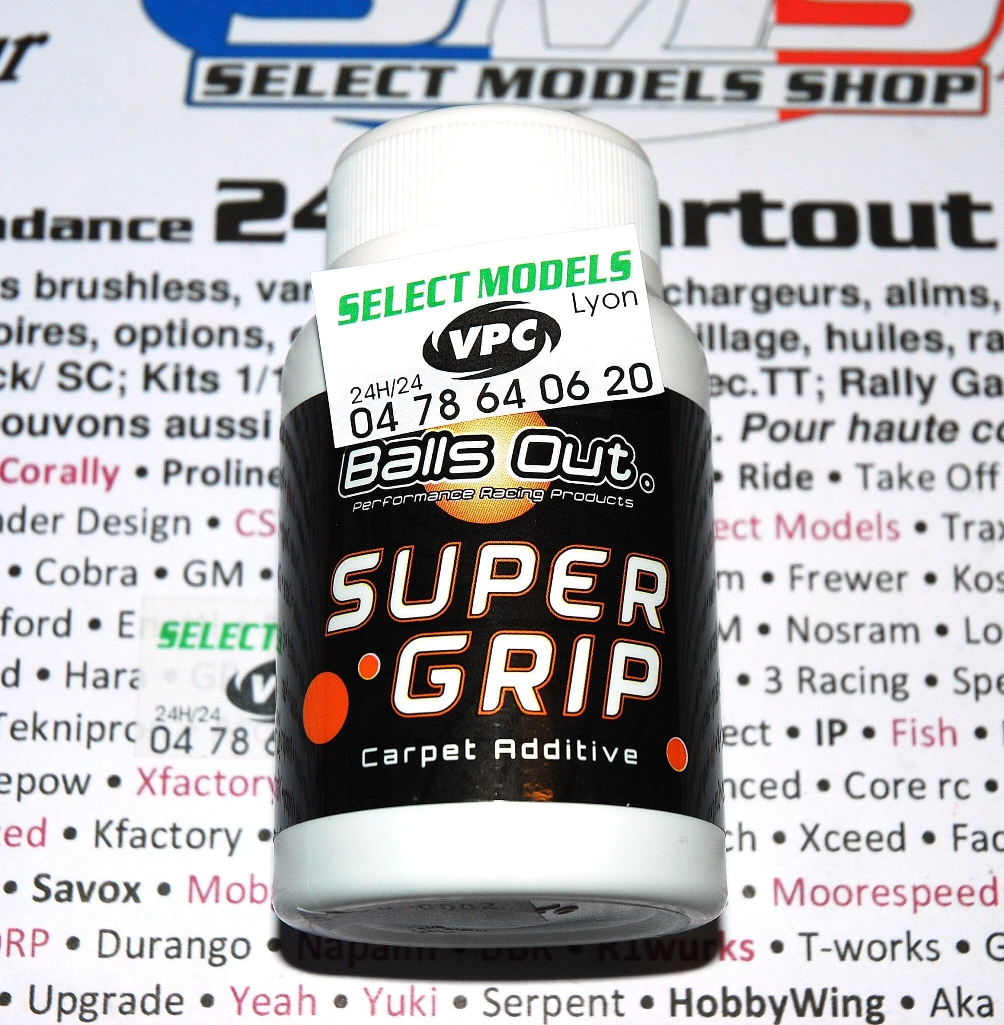 Super Grip, produit tous pneus sur moquette
