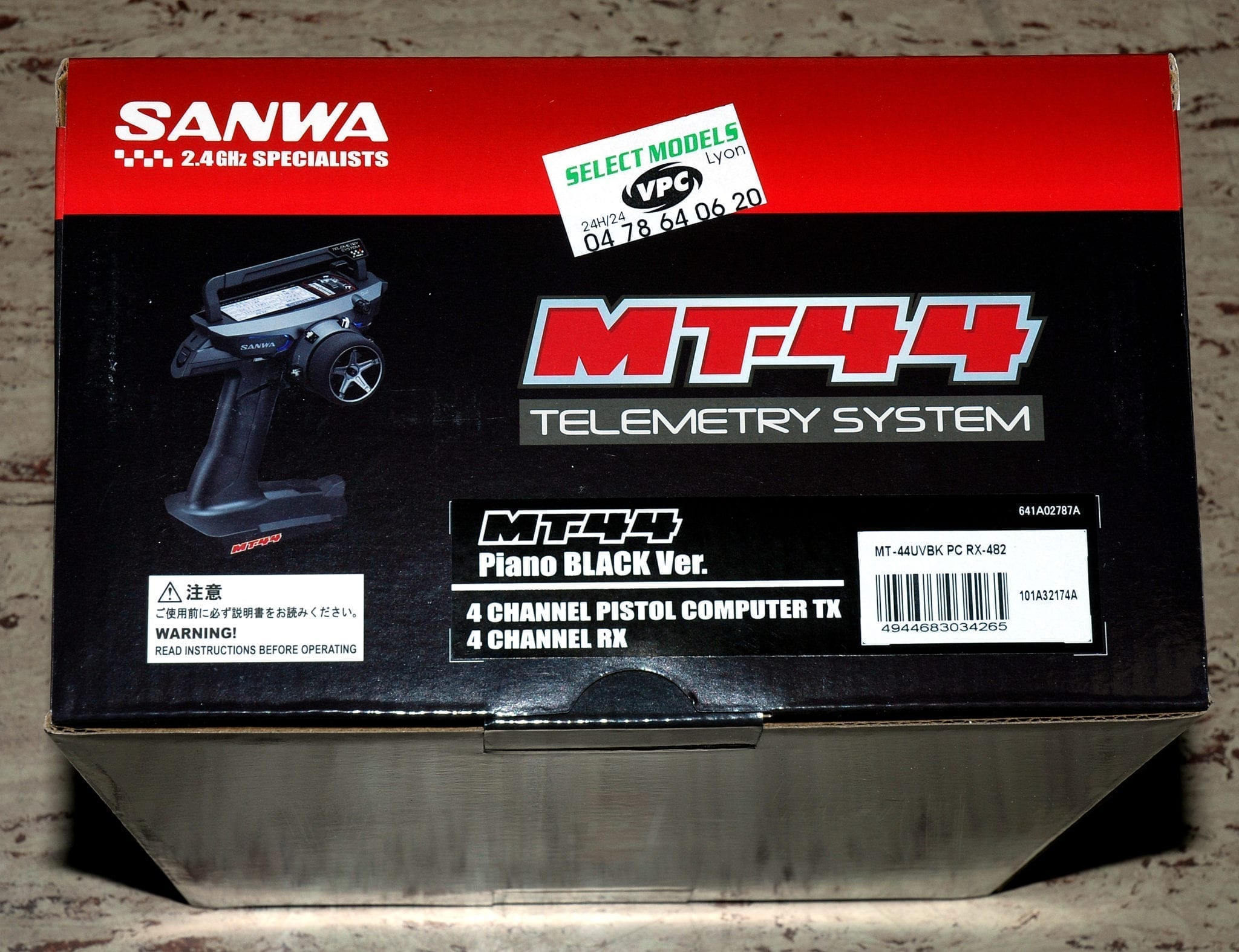 MT44 version Piano Black Sanwa